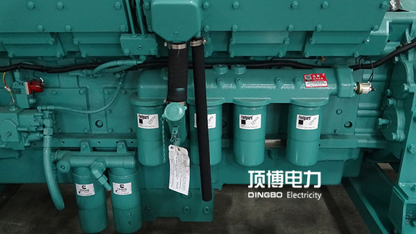 不同季節(jié)溫度應(yīng)選用不同粘度的機(jī)油，那機(jī)油粘度怎么看？